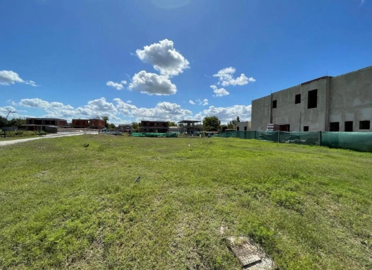 Lote en Laguna Grande