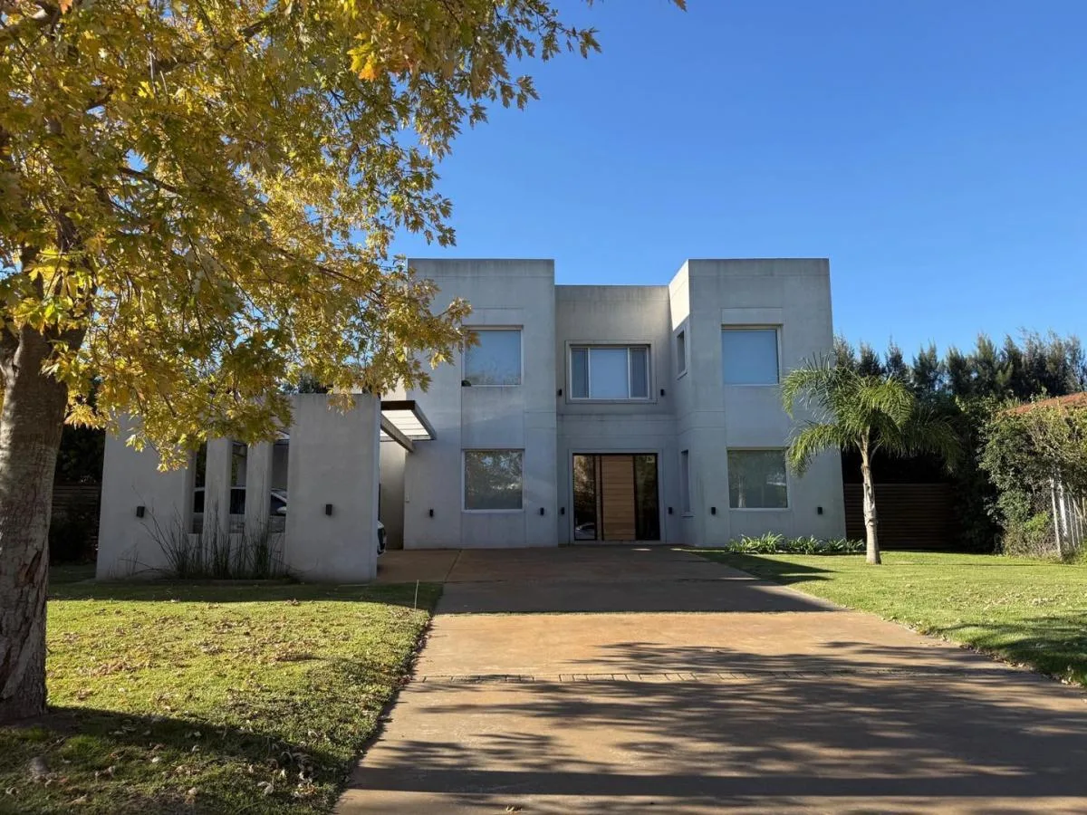 Casa en Alquiler en Santa Teresa Villanueva