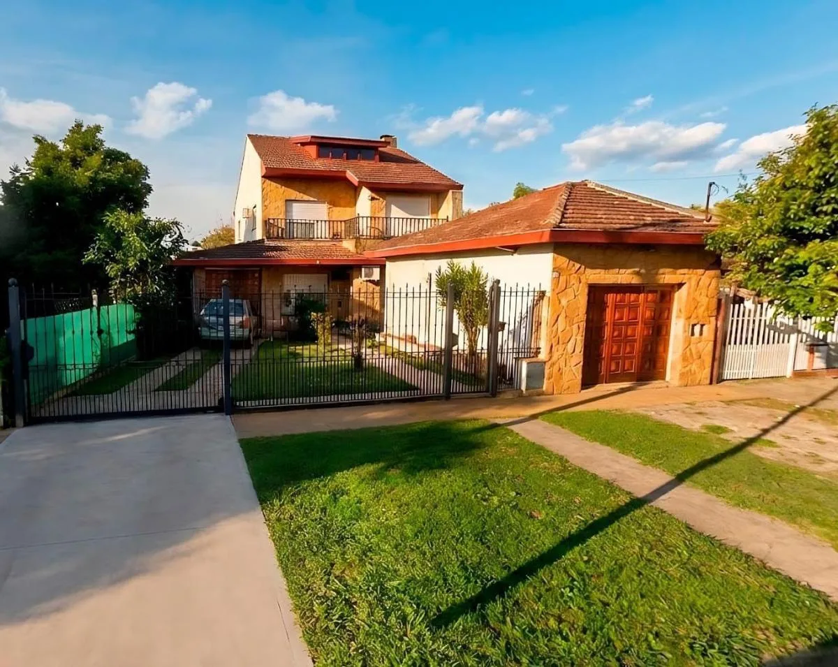 Casa en Venta en Garin Centro