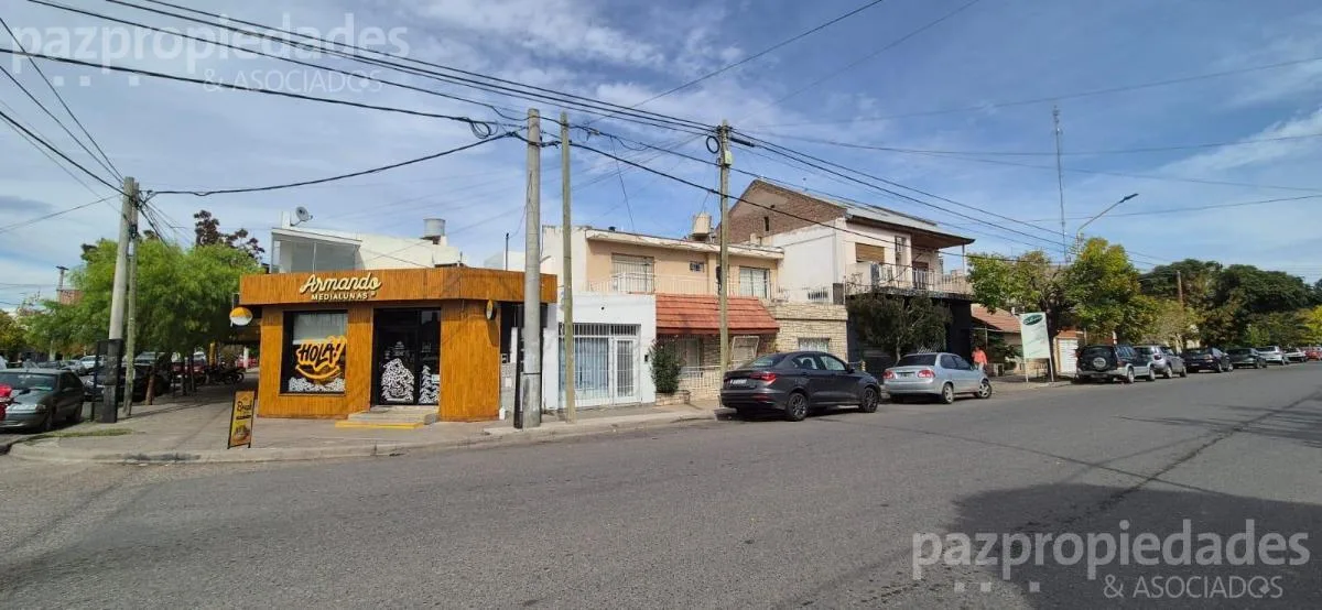 Venta Propiedad C/locales Comerciales Z/centro Sur