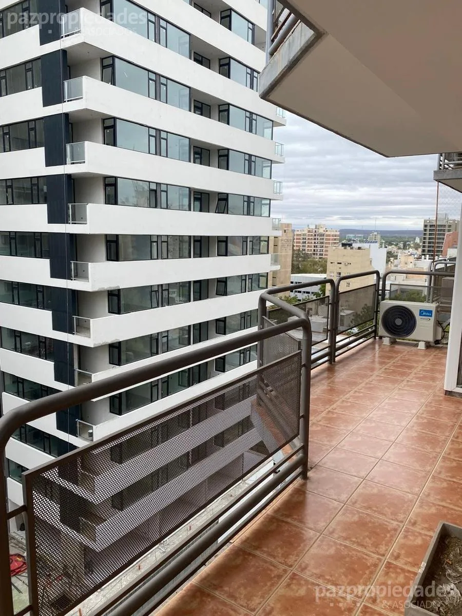 Alquiler Departamento 3 Dorm. con Cochera y Baulera