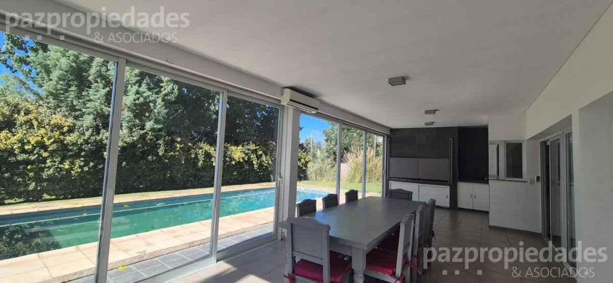 Alquiler Amplia Casa B Privado "Comahue Golf" con Piscina