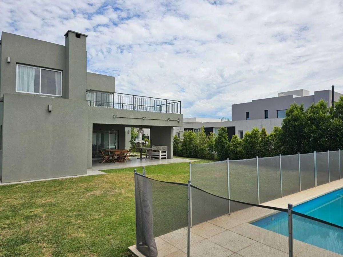Casa en Venta en Araucarias, Puertos, Escobar