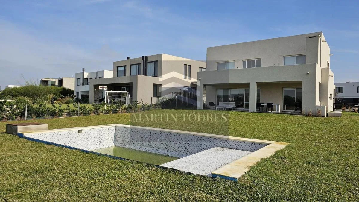 Casa en Venta en El Cantón Golf, El Cantón, Escobar
