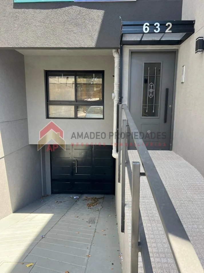 Monoambiente en 2do Piso, Interno a Estrenar, Ubicado en Gorriti 632 Lomas de Zamora