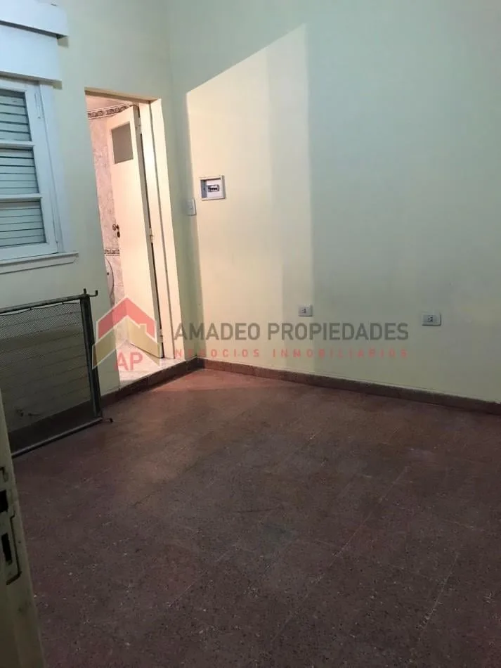 PH 2 Amb Amplio Apto Credito con Patio y Parrilla, Ubicada en Jacinto Rosso 452 Lomas de Zamora