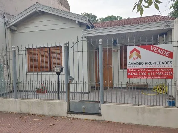 PH T/ Casa 3 Ambientes Amplio con Terreno Libre, Ubicado en Cabrera 756, Banfield