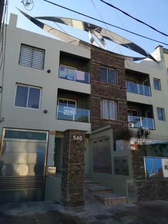 Venta Excelente Local Comercial en Rincon 540, Banfield