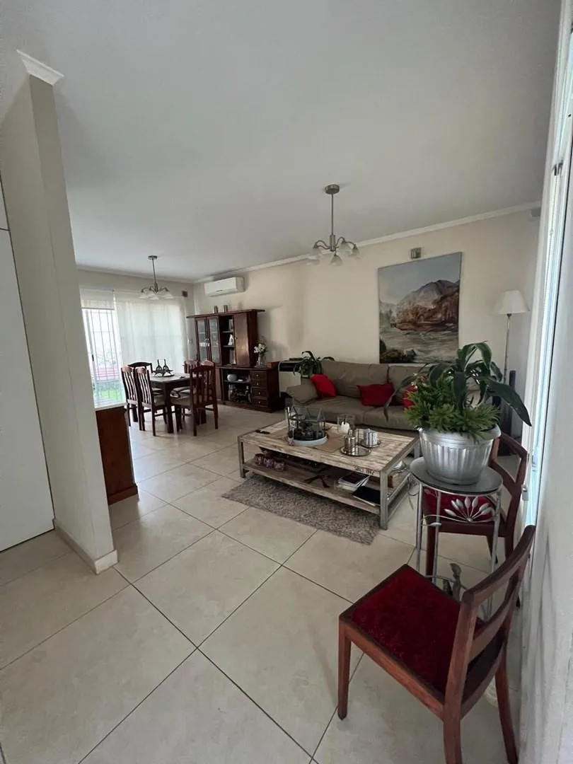 Casa Triplex en Venta en Tigre, G. B. a. Zona Norte, Argentina