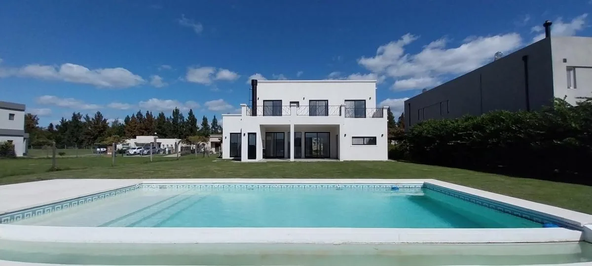 Venta Casa a La Laguna San Matias A1 Escobar