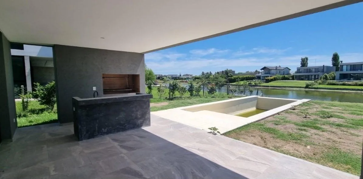 Venta Casa a La Laguna en San Matias, Escobar, G. B. a. Zona Norte