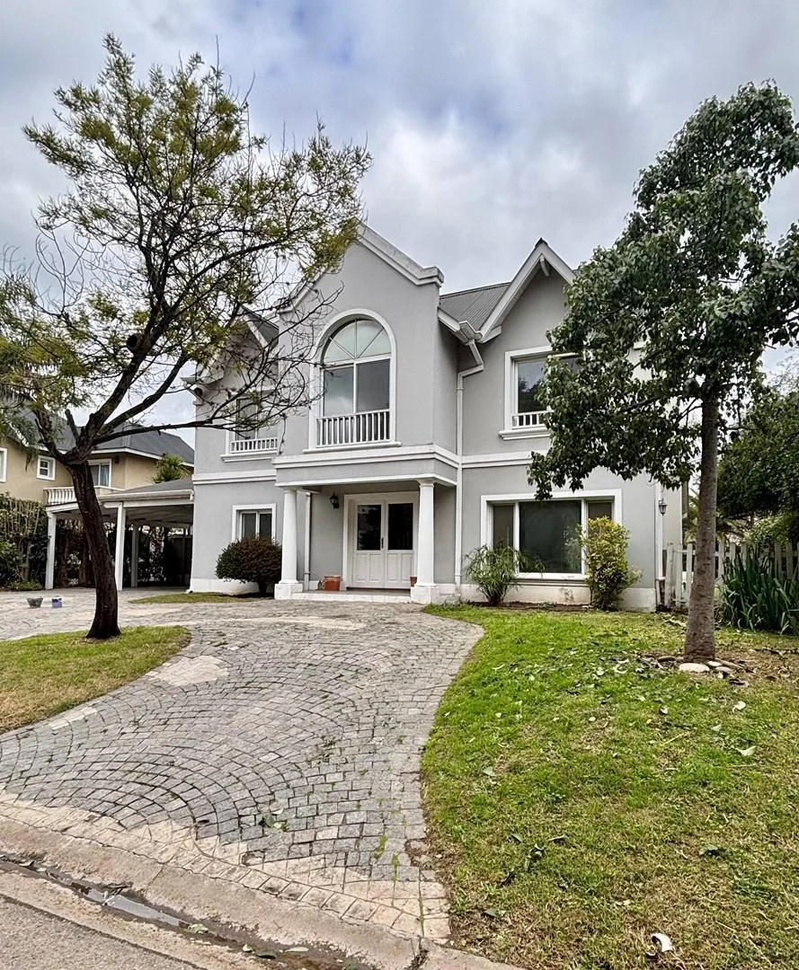 Casa Chalet en Venta en Septiembre, Escobar, G. B. a. Zona Norte