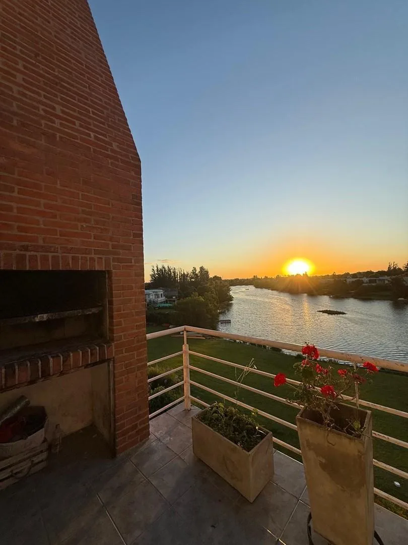 Departamento Dúplex en Venta en Santa Barbara, Tigre, G. B. a. Zona Norte