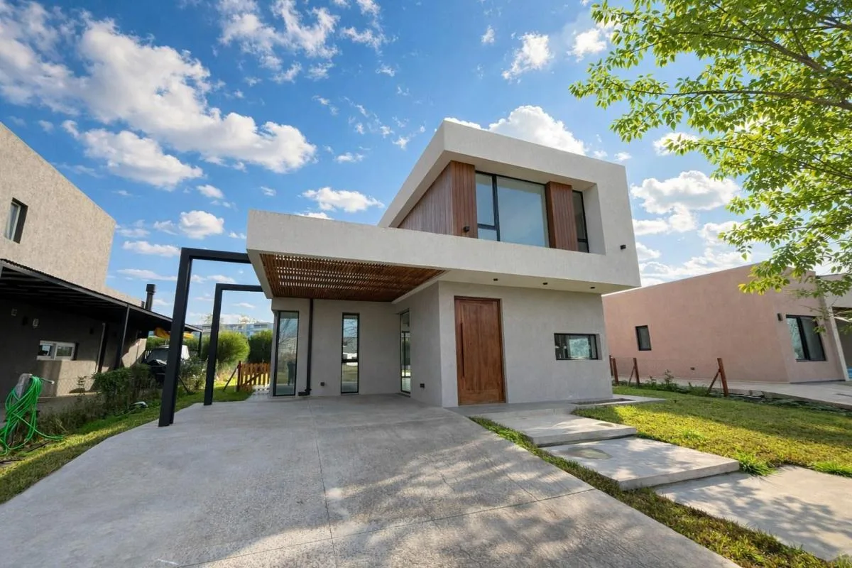 Casa Moderna con Diseño en Venta en Barrio Araucarias, Puertos, Escobar, G. B. a. Zona Norte